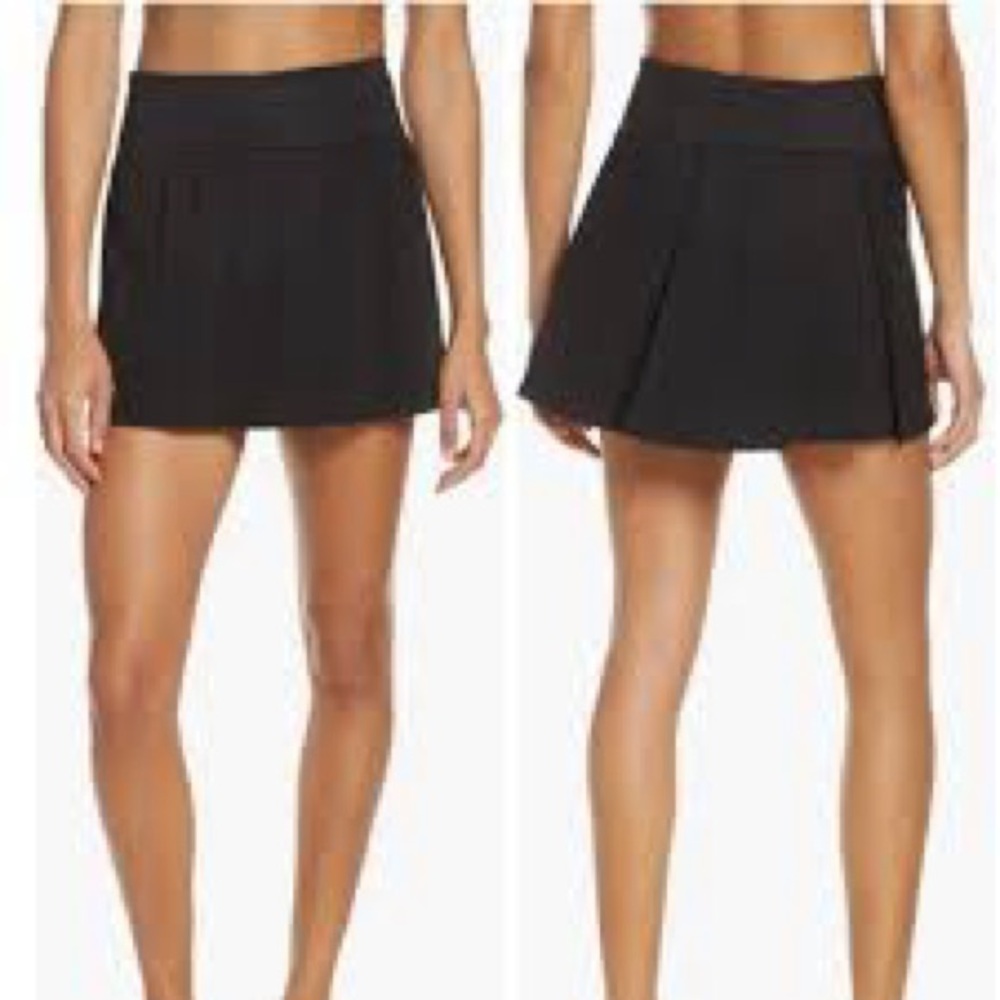 Spanx get Moving Black Pleated Tennis Skort Size Extra Small NWOT